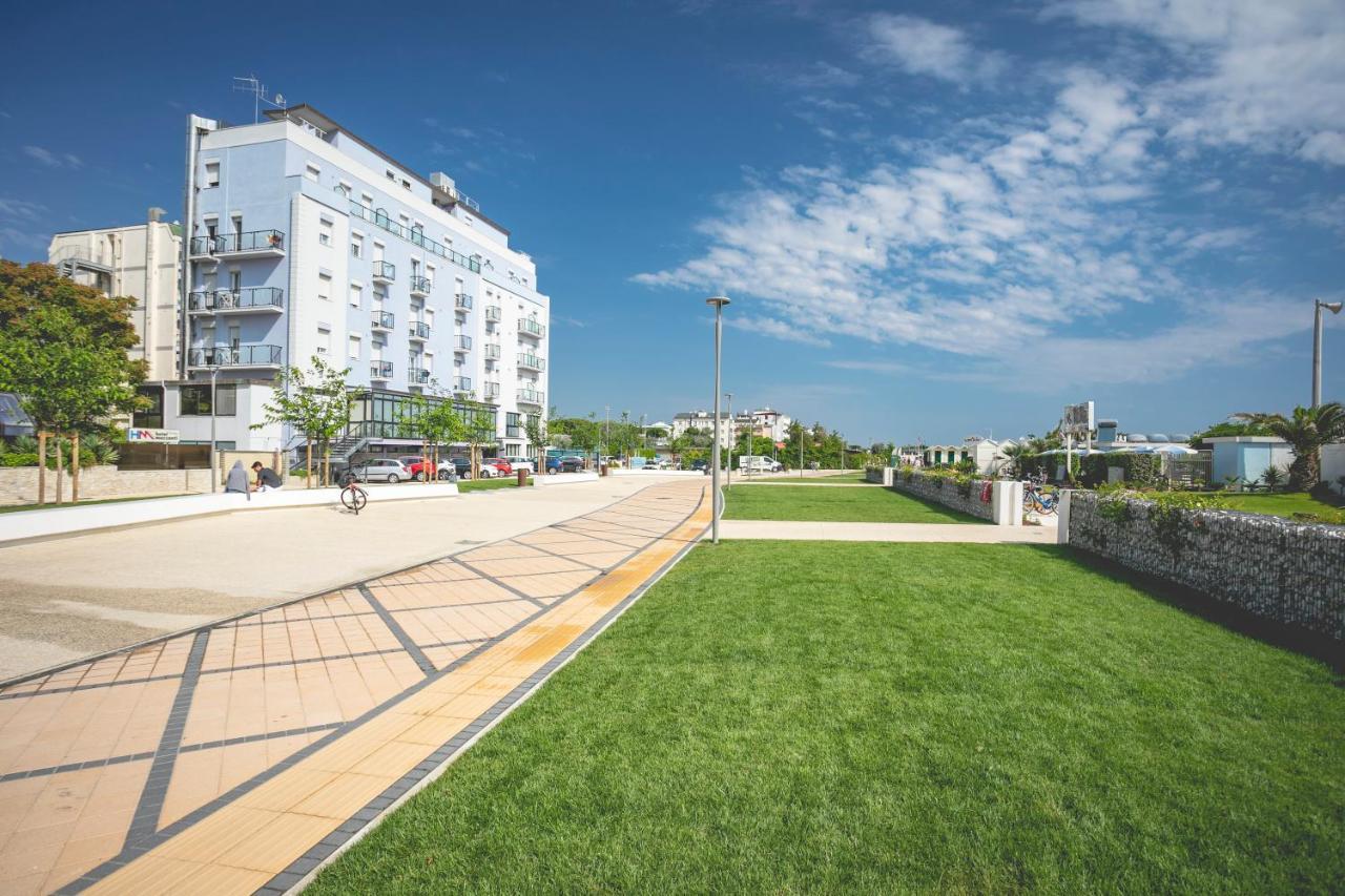 מילאנו מריטימה Hotel Baya - In Centro, Sul Mare מראה חיצוני תמונה