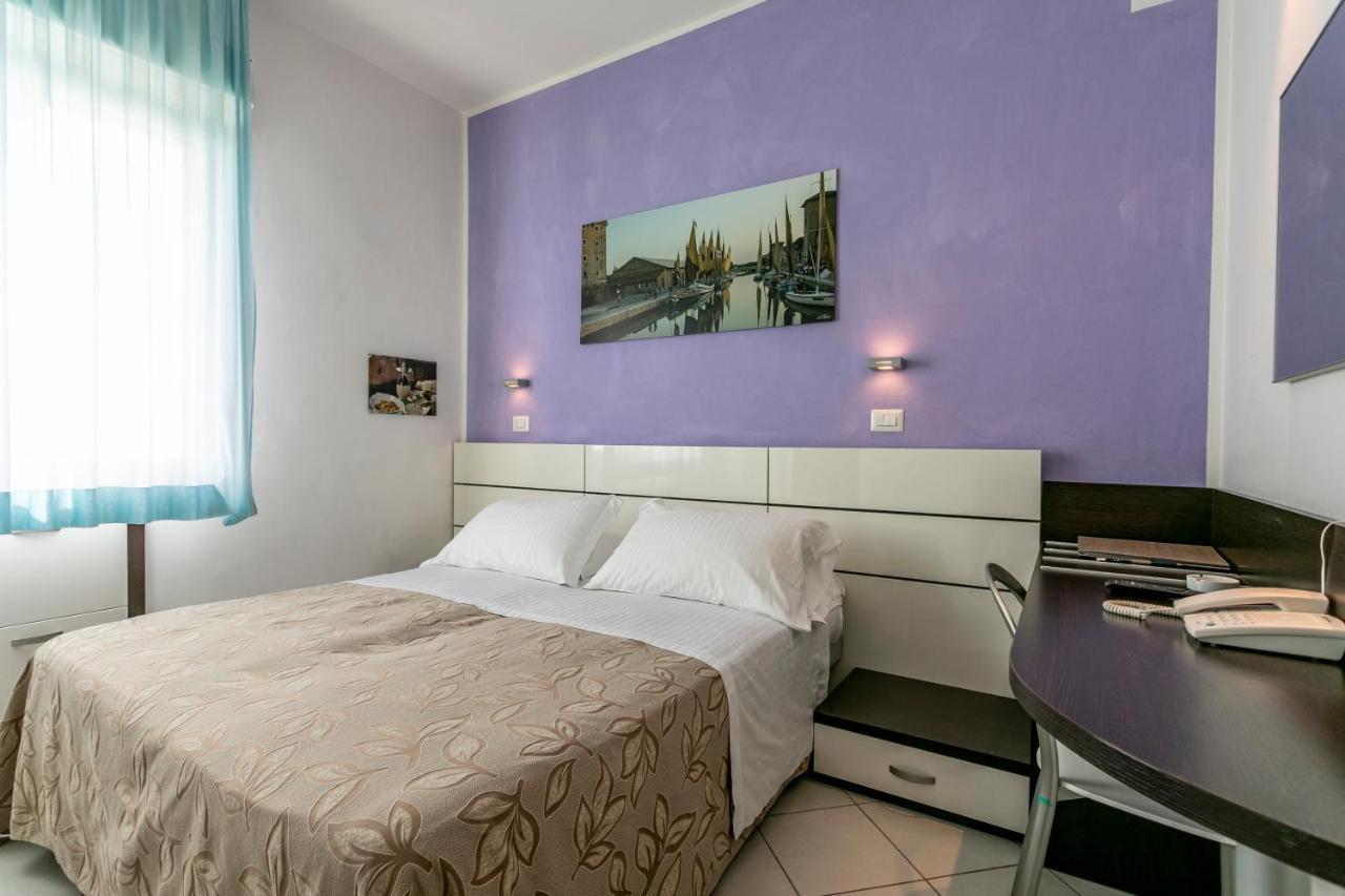 מילאנו מריטימה Hotel Baya - In Centro, Sul Mare מראה חיצוני תמונה