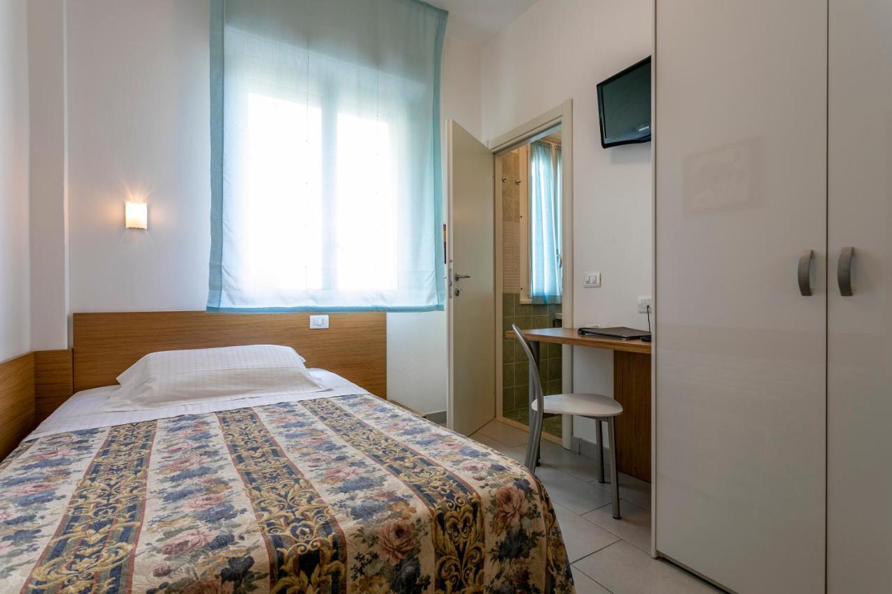 מילאנו מריטימה Hotel Baya - In Centro, Sul Mare מראה חיצוני תמונה