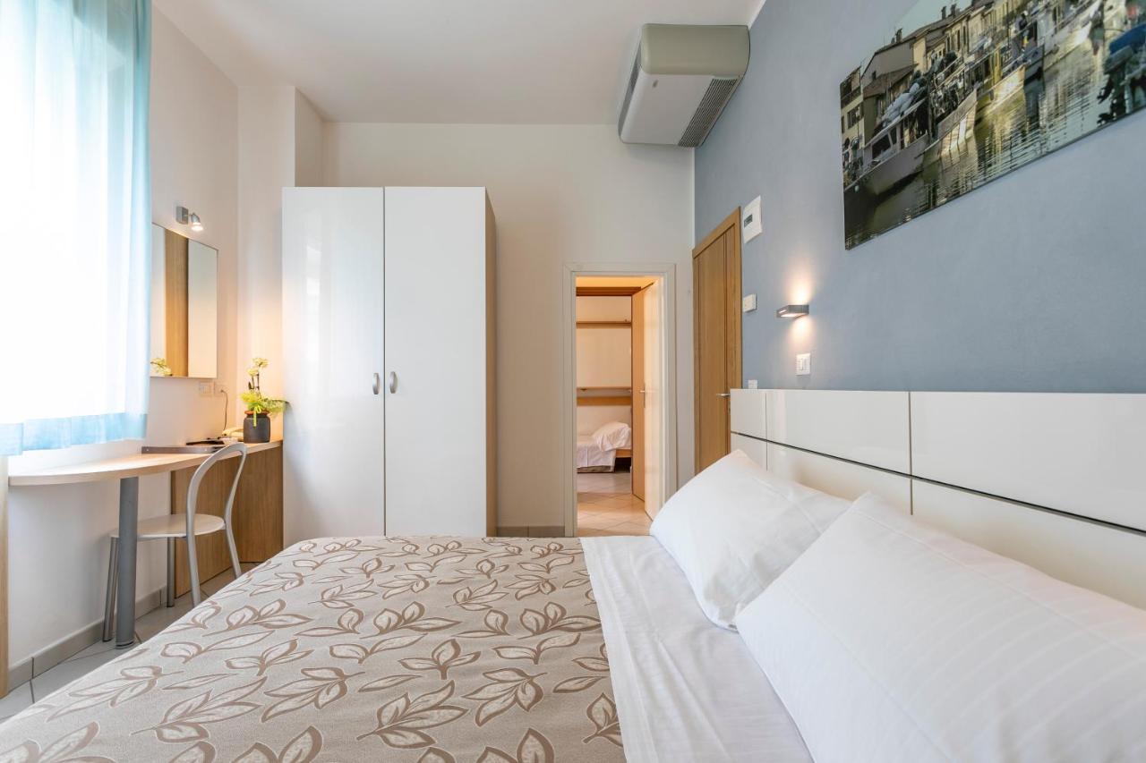 מילאנו מריטימה Hotel Baya - In Centro, Sul Mare מראה חיצוני תמונה