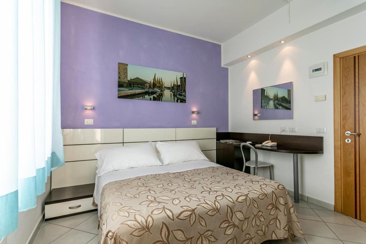 מילאנו מריטימה Hotel Baya - In Centro, Sul Mare מראה חיצוני תמונה