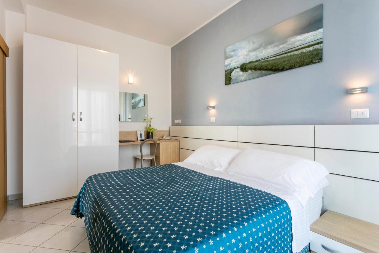 מילאנו מריטימה Hotel Baya - In Centro, Sul Mare מראה חיצוני תמונה