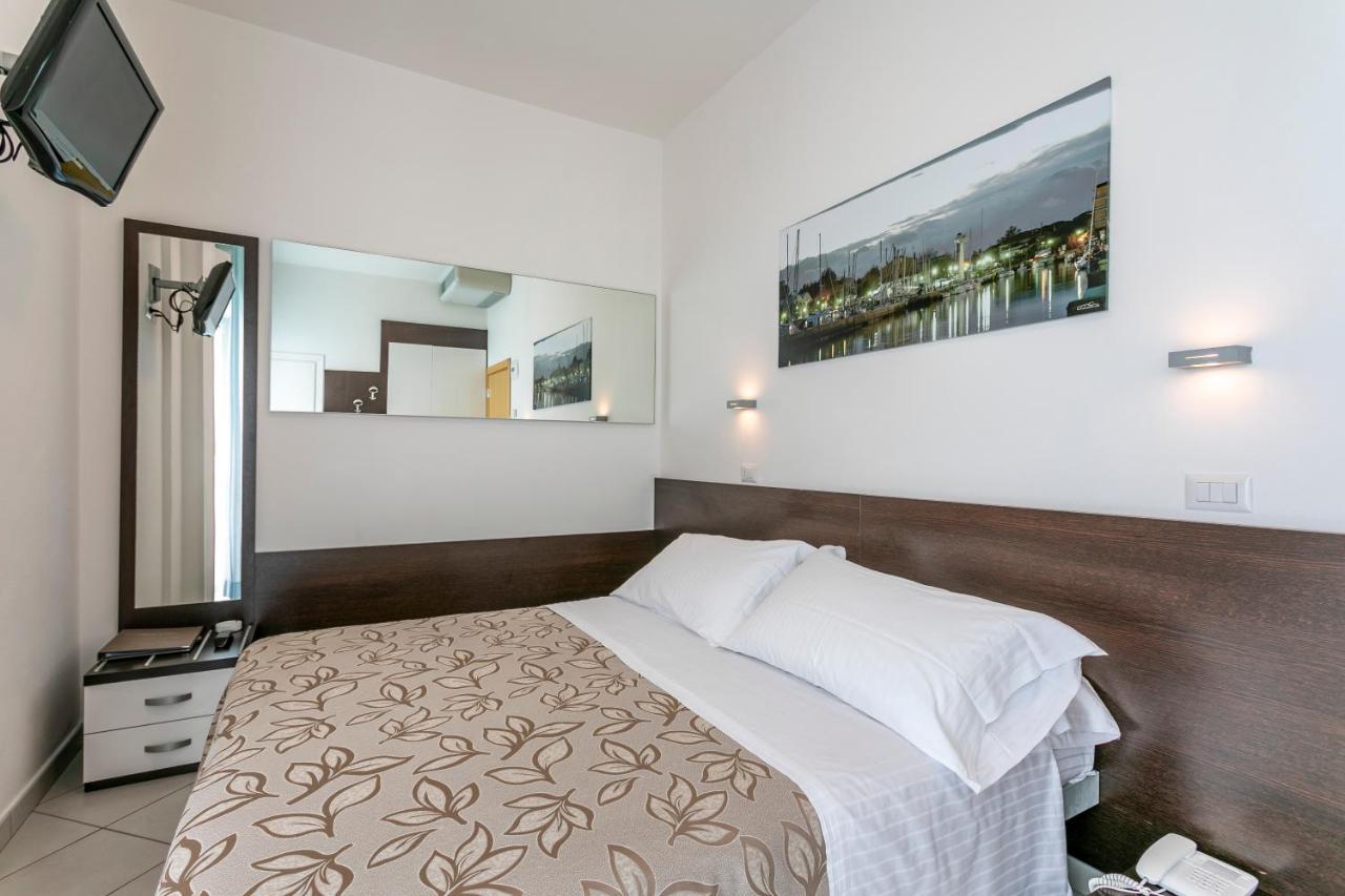 מילאנו מריטימה Hotel Baya - In Centro, Sul Mare מראה חיצוני תמונה