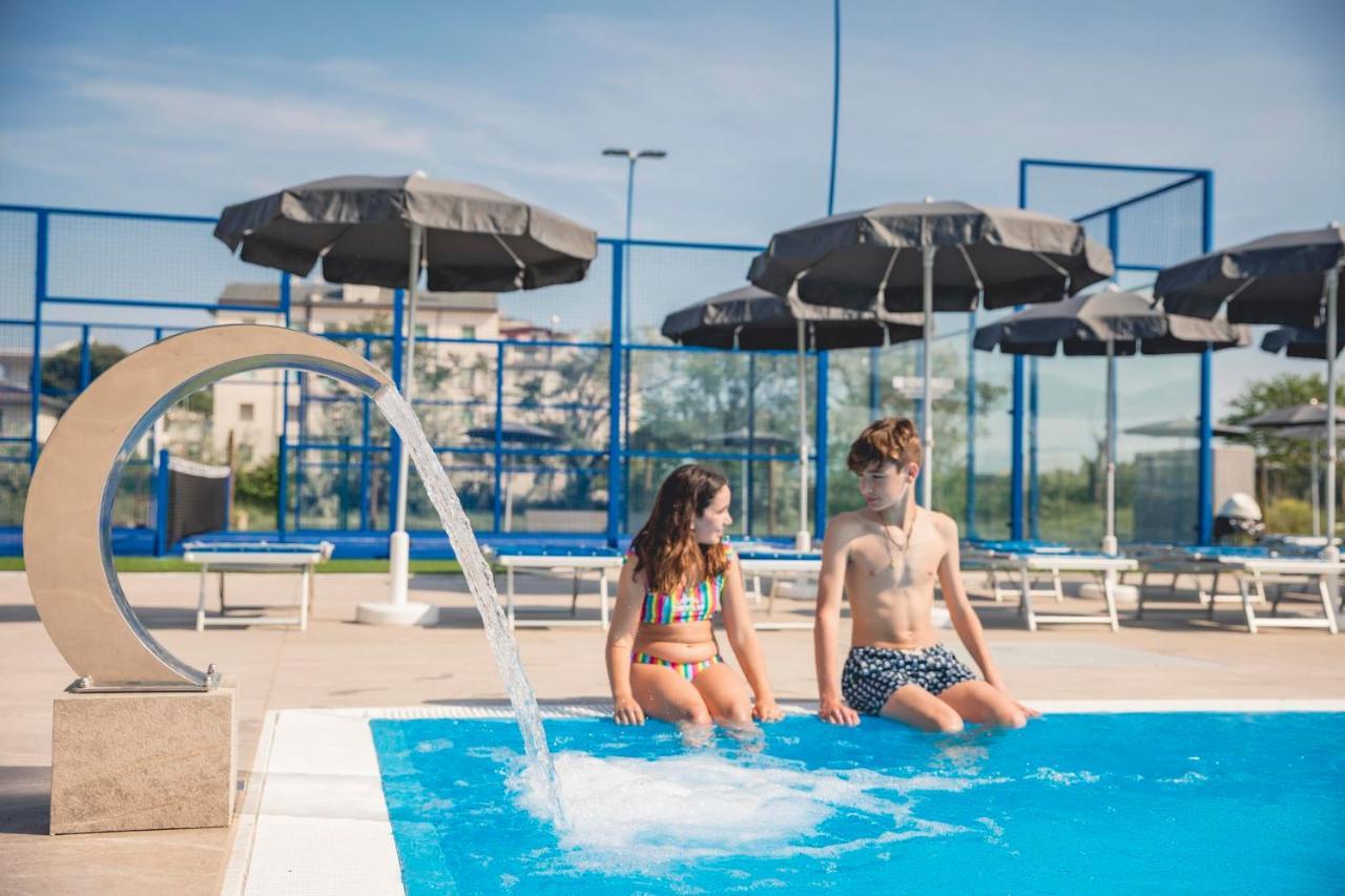 מילאנו מריטימה Hotel Baya - In Centro, Sul Mare מראה חיצוני תמונה
