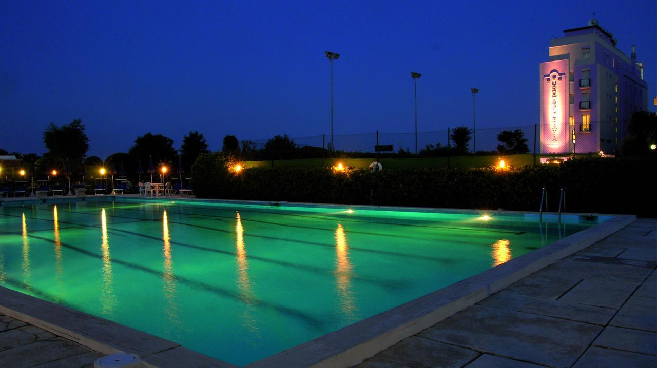 מילאנו מריטימה Hotel Baya - In Centro, Sul Mare מראה חיצוני תמונה
